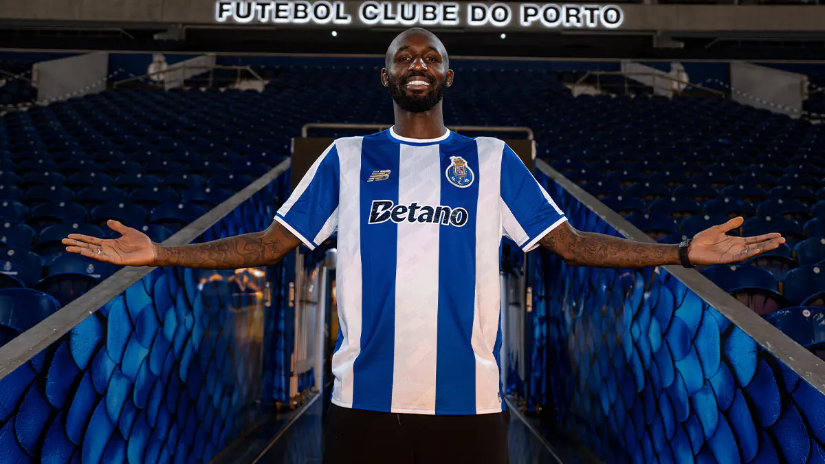 47fa14e51ba05bdb96975386ba53e1e5710ac0bfe2bb6d82e432a6521ba422d9 1200 675 AfricaSoccercom 47fa14e51ba05bdb96975386ba53e1e5710ac0bfe2bb6d82e432a6521ba422d9 1200 675 Portuguese giants FC Porto capture Ivory Coast midfielder Seko Fofana on loan AfricaSoccercom