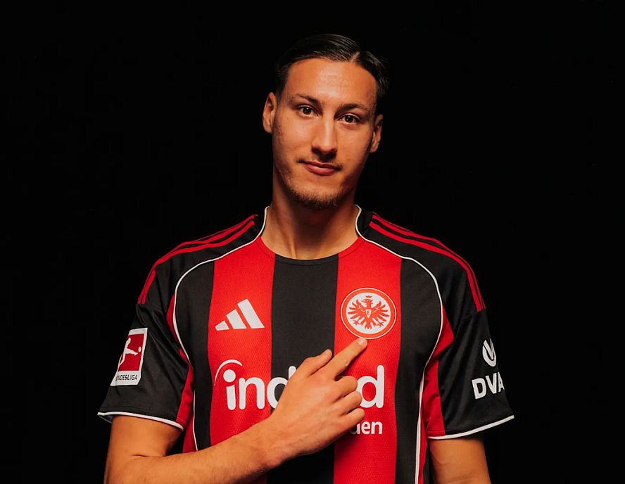  613910680 1432758314882167 8283332343793859432 n   Frankfurt striker Younes Ebnoutalib scores on debut amid Morocco speculation   AfricaSoccercom