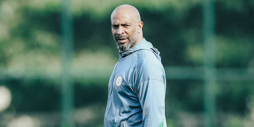  Chelle  860x430   Nigeria coach Eric Chelle named among candidates to replace SACKED Roberto De Zerbi at Marseille   AfricaSoccercom