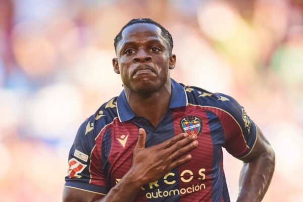 Barcelona join race to sign Cameroonian midfielder Karl Etta Eyong