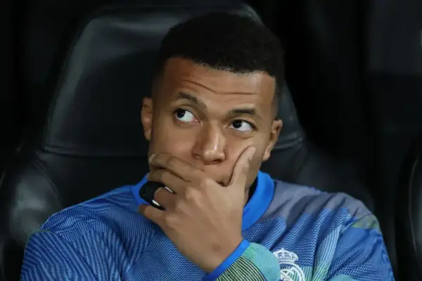 Real Madrid sweat over Kylian Mbappé fitness as Manchester City clash looms