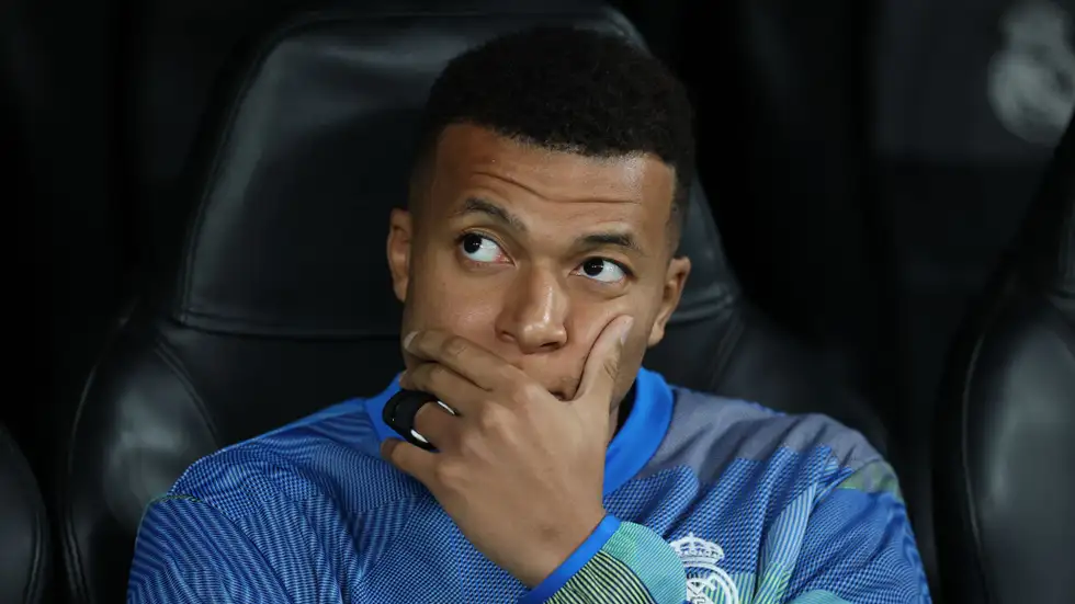 Real Madrid sweat over Kylian Mbappé fitness as Manchester City clash looms