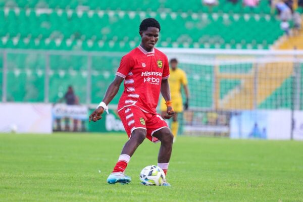 Ghanaian midfielder Hubert Gyau joins South African agency, Prosport International