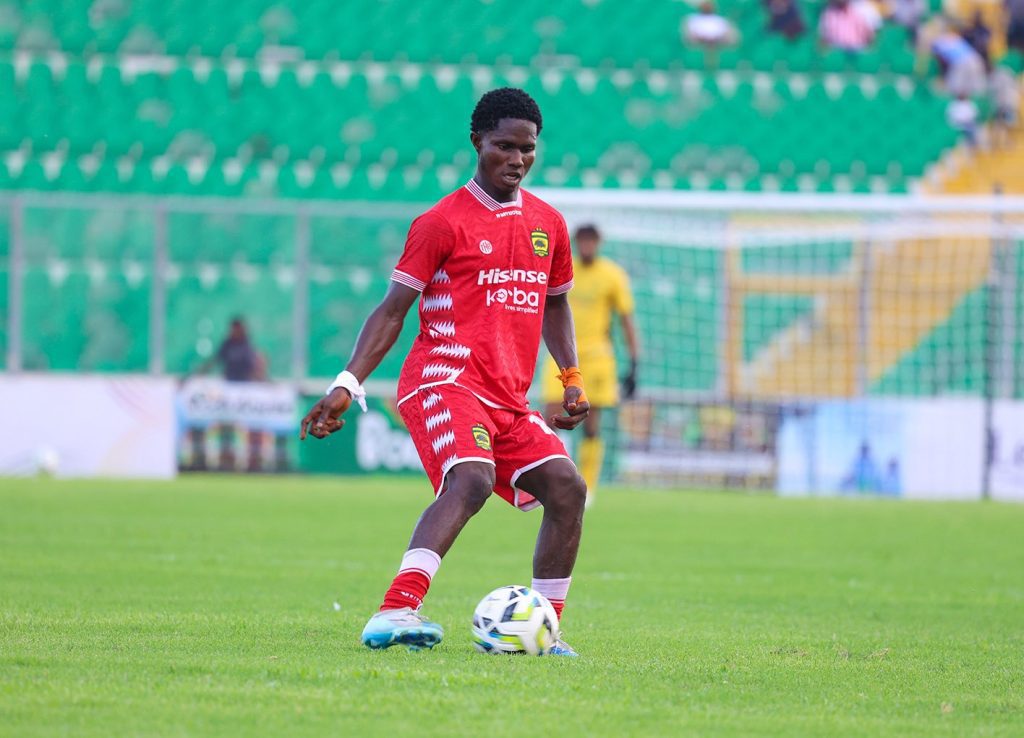 Ghanaian midfielder Hubert Gyau joins South African agency, Prosport International