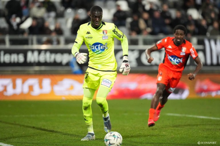  IMG 20260203 WA0112 768x511   Malian goalkeeper Mamadou Samassa backs Laval to challenge Lyon in Coupe de France last 16 tie   AfricaSoccercom