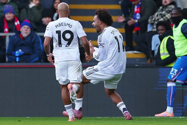 Bryan Mbeumo hails Joshua Zirkzee as surprise gem at Manchester United