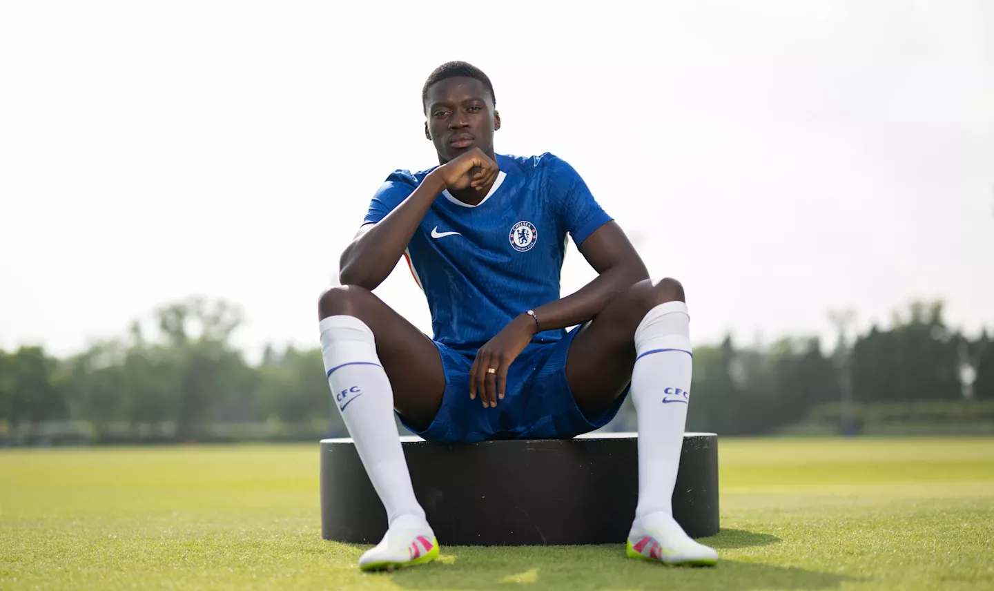 Mamadou Sarr Chelsea signing 3 AfricaSoccercom Mamadou Sarr Chelsea signing 3 Mamadou Sarr targets Van Dijk model after confident Chelsea start AfricaSoccercom
