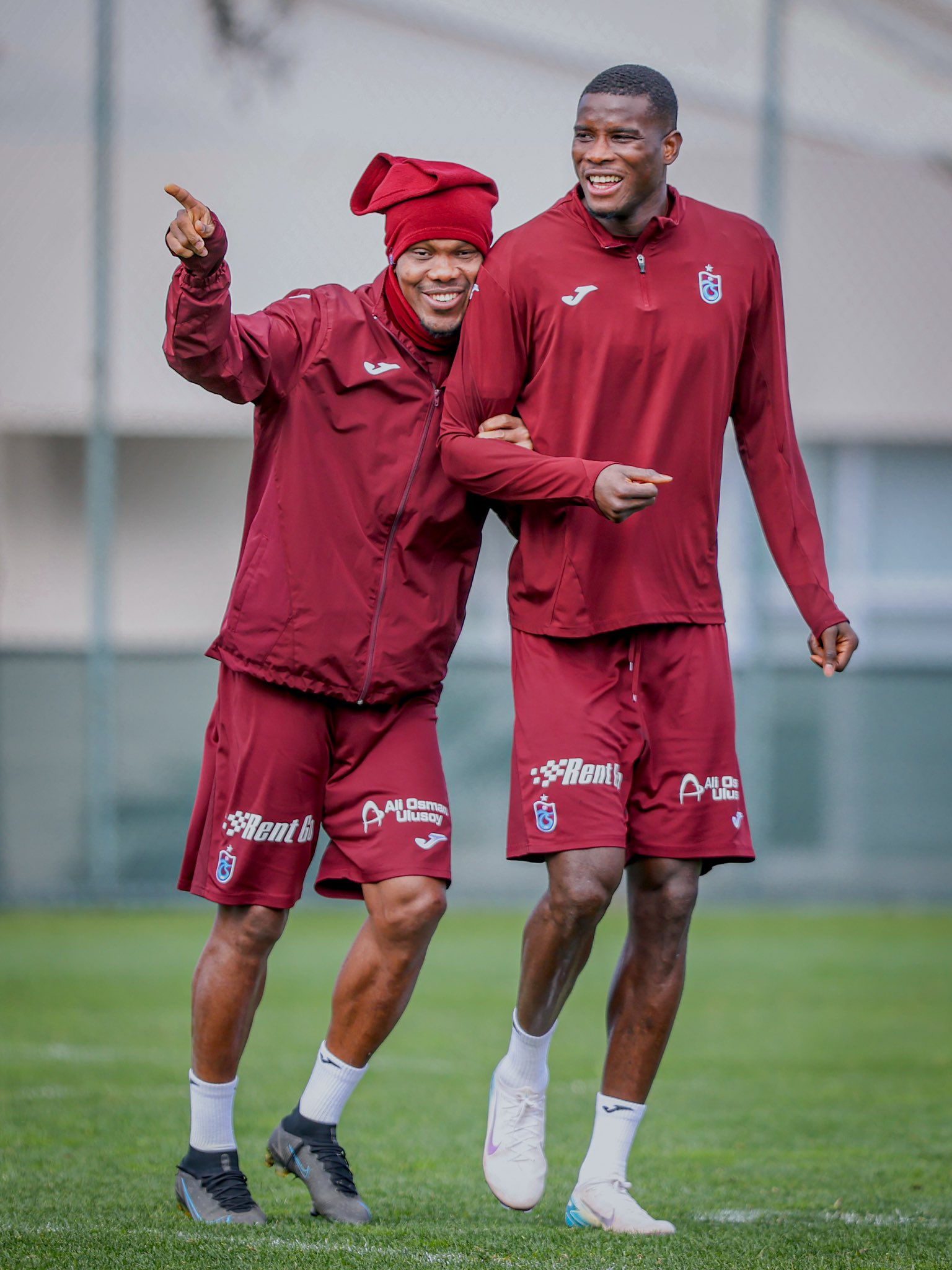 Nigerian striker Paul Onuachu returns to training ahead of Trabzonspors clash with Fenerbahce Nigerian striker Paul Onuachu returns to training ahead of Trabzonspors clash with Fenerbahce   Nigerian striker Paul Onuachu returns to training ahead of Trabzonspors clash with Fenerbahce   AfricaSoccercom