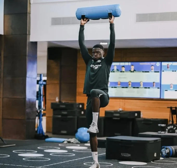  Sarr chelseajpg 681x646   Mamadou Sarr can cover entire defence says Chelsea manager   AfricaSoccercom