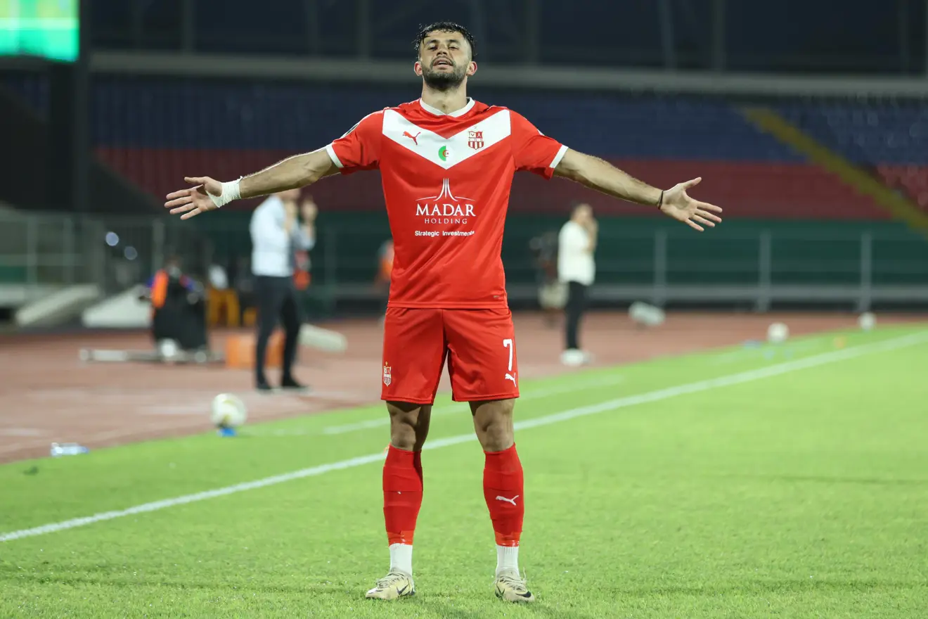 CAF Confederation Cup Victory in Zanzibar marred by clash between CRB fans and coach CAF Confederation Cup Victory in Zanzibar marred by clash between CRB fans and coach   CAF Confederation Cup Victory in Zanzibar marred by clash between CRB fans and coach   AfricaSoccercom