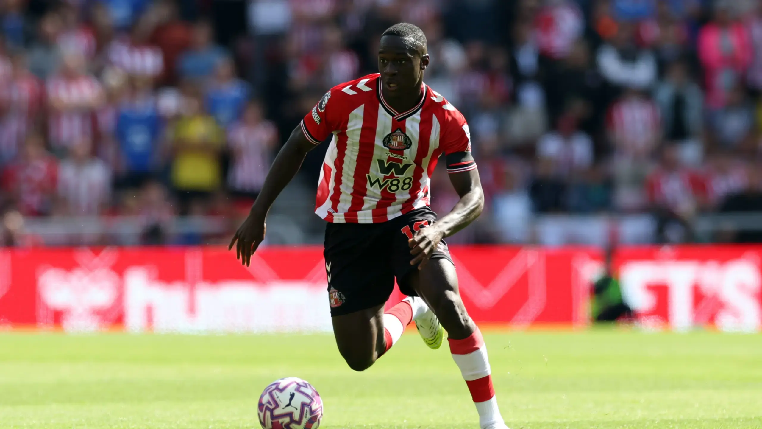 Senegal international Habib Diarra ends drought with brace as Sunderland cruise past Burnley AfricaSoccercom Senegal international Habib Diarra ends drought with brace as Sunderland cruise past Burnley Senegal international Habib Diarra ends drought with brace as Sunderland cruise past Burnley Senegal international Habib Diarra ends drought with brace as Sunderland cruise past Burnley AfricaSoccercom