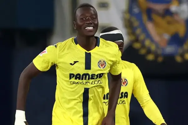 Manchester United eye Senegal midfielder Pape Gueye as Casemiro’s long-term heir