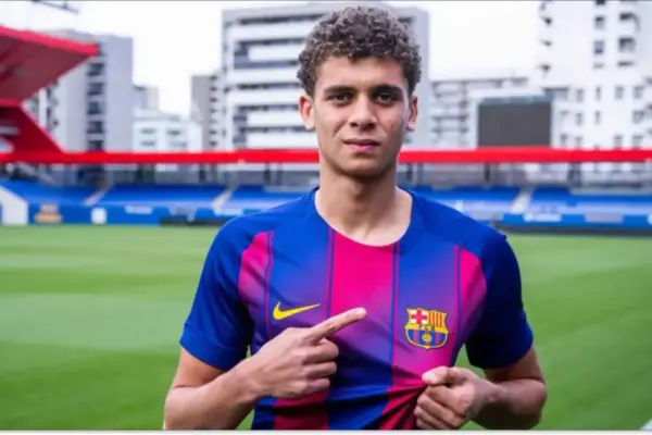 Egyptian prodigy Hamza Abdelkarim returns to Egypt as work permit delays stall Barcelona debut