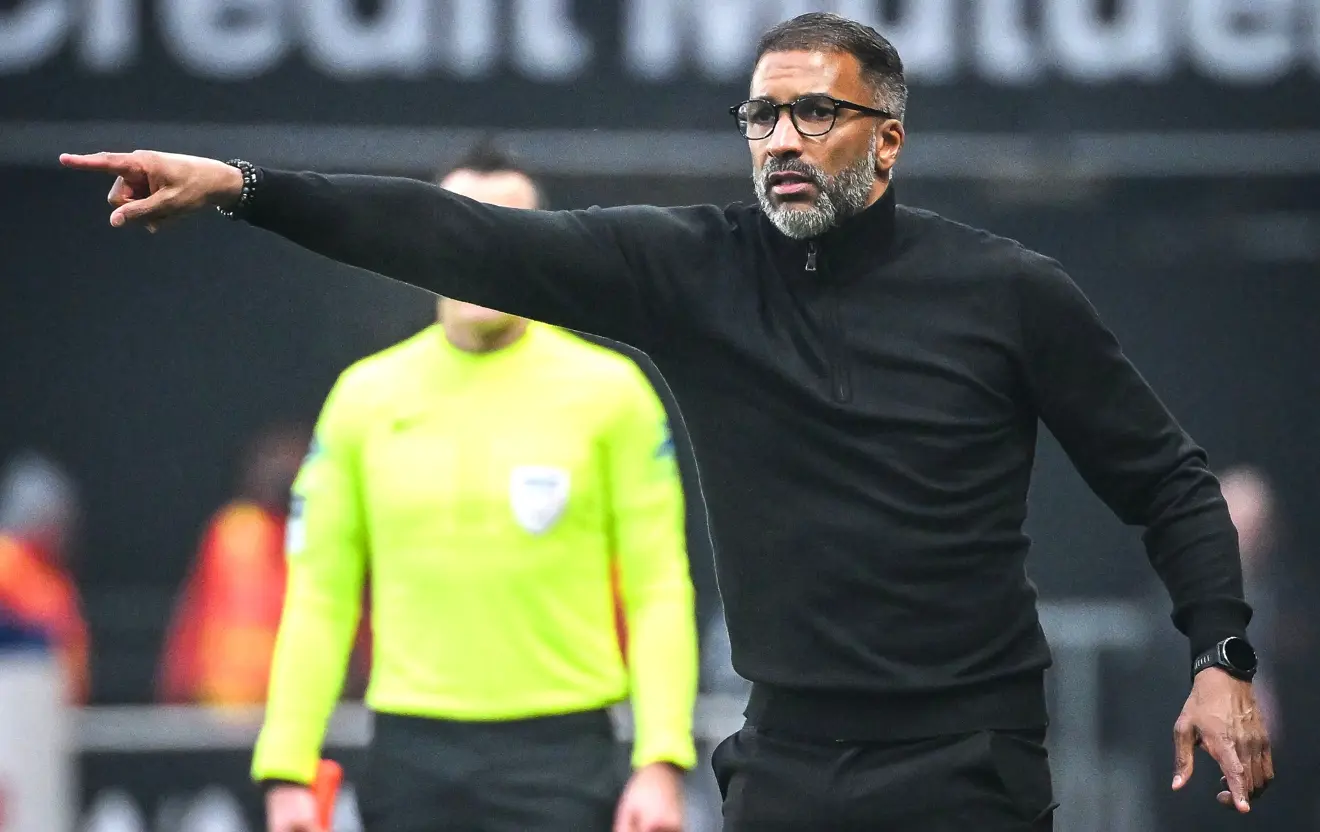  habib beye   Habib Beye emerges as leading candidate for Marseille job   AfricaSoccercom