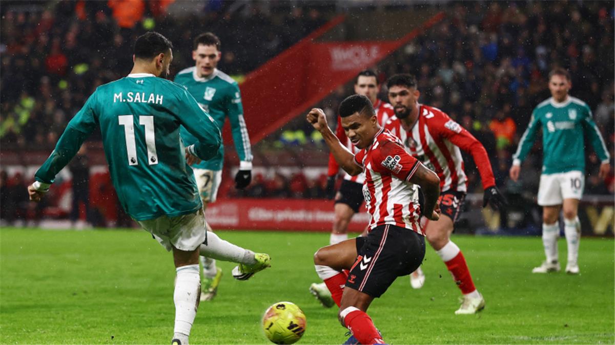 large AfricaSoccercom large Former France defender Frank Leboeuf labels Egypt star Mohammed Salah ordinary amid struggles AfricaSoccercom