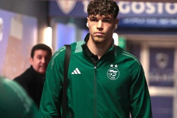 Melvin Mastil making his debut for Algeria during an international match