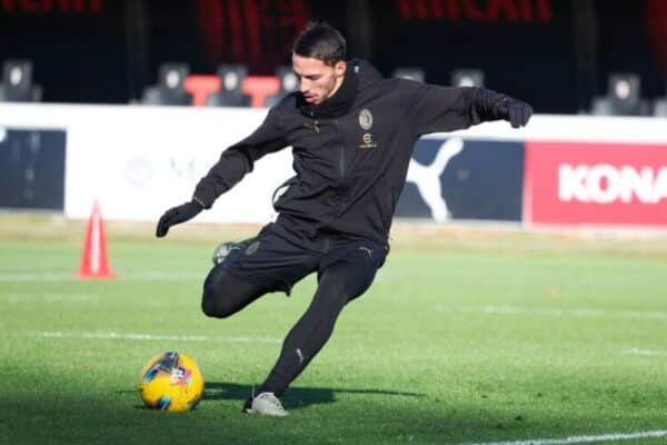 Ismaël Bennacer training with Dinamo Zagreb before injury setback