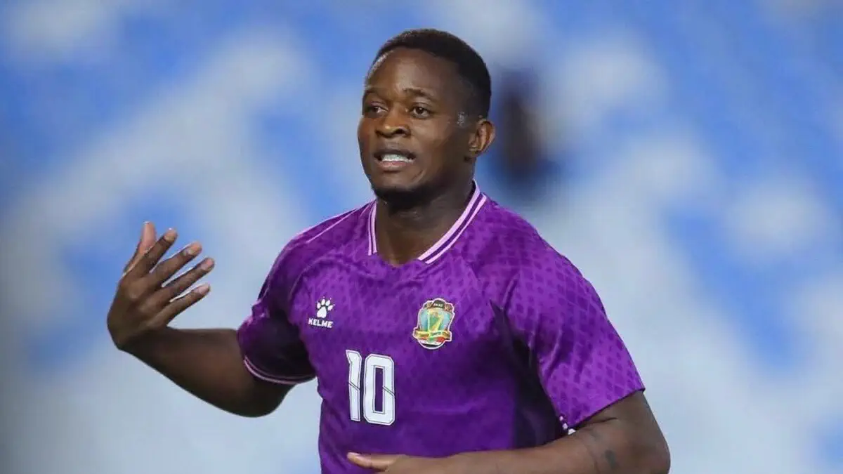 Cameroonian forward Leonel Ateba chasing goal king gong in Iraqi top-flight