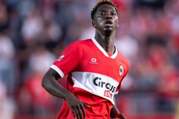  Malian international Mahamadou Doumbia set for long lay-off after serious knee injury