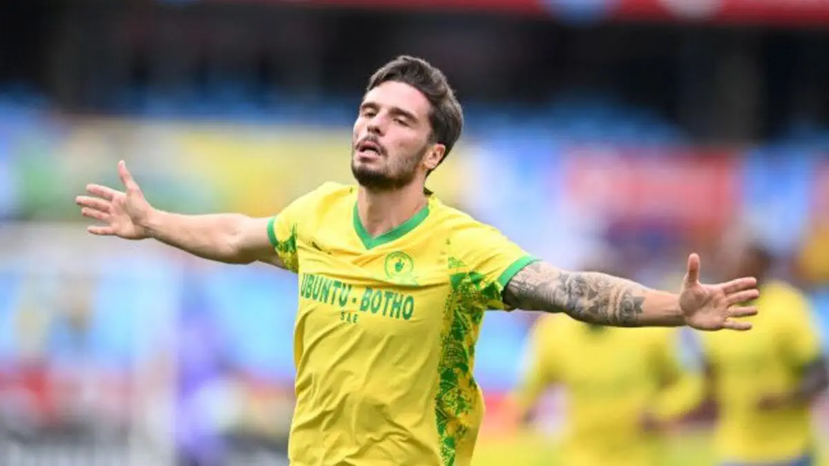 Miguel Cardoso praises Nuno Santos after Sundowns’ dominant win over Stade Malien