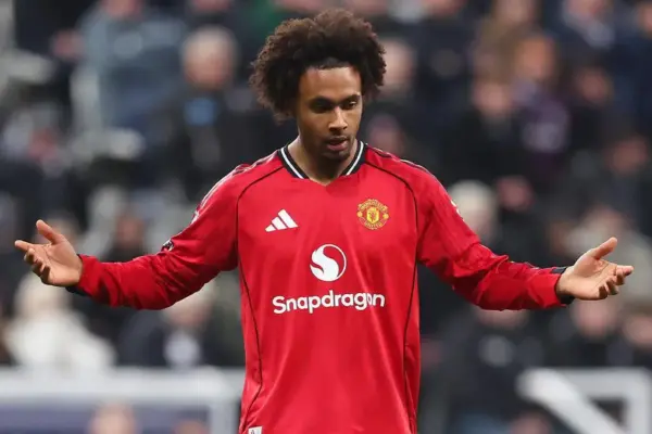 Dutch-Nigerian attacker Joshua Zirkzee pushes for Manchester United summer departure