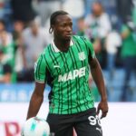 Ismaël Koné playing for Sassuolo during a Serie A match