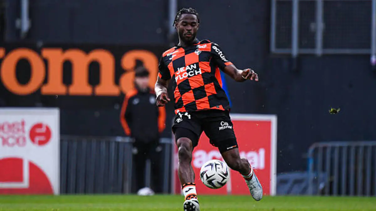 Turkish outfit Besiktas step up chase for Cameroonian defender Darlin Yongwa