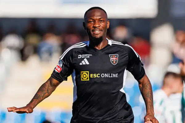 Brazilian outfit Clube do Remo express firm interest in Cameroon defender Duplex Tchamba