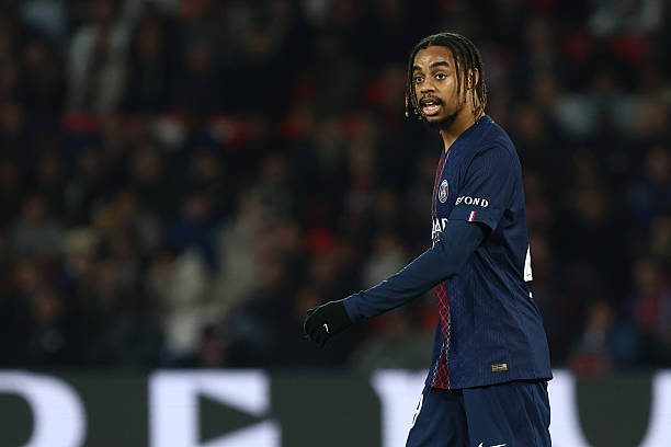 Bradley Barcola on Manchester United radar as key summer target