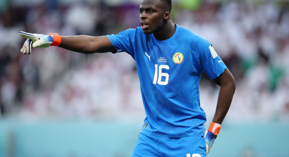 Édouard Mendy speaking to the media ahead of Senegal match
