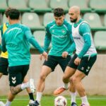 Moroccan midfielder Sofyan begins light training at Real Betis ahead of full return from injury