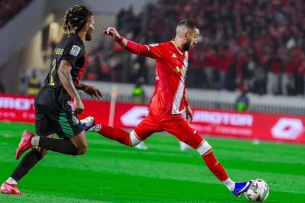 Botola Pro 1: Wydad await medical results after Hakim Ziyech injury in FAR Rabat clash