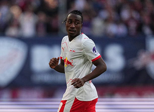 Bayern Munich step back from Yan Diomande as Liverpool and Manchester United circle