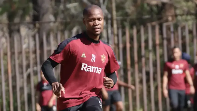 South African outfit Stellenbosch FC offer defender Thabo Moloisane contract extension