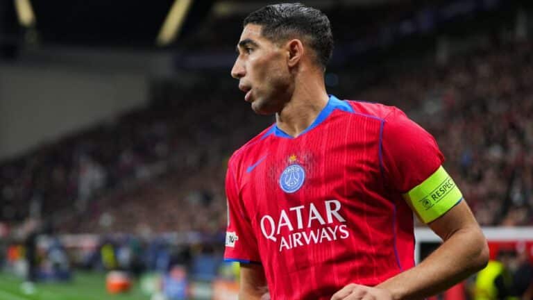 Achraf Hakimi in action for PSG during a competitive match