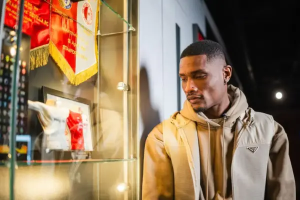 Ivorian defender Simon Deli retires from football over persistent injuries