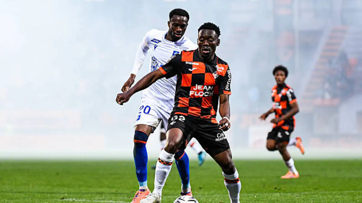 Four Premier League clubs chase rising Cameroonian star Arthur Avom