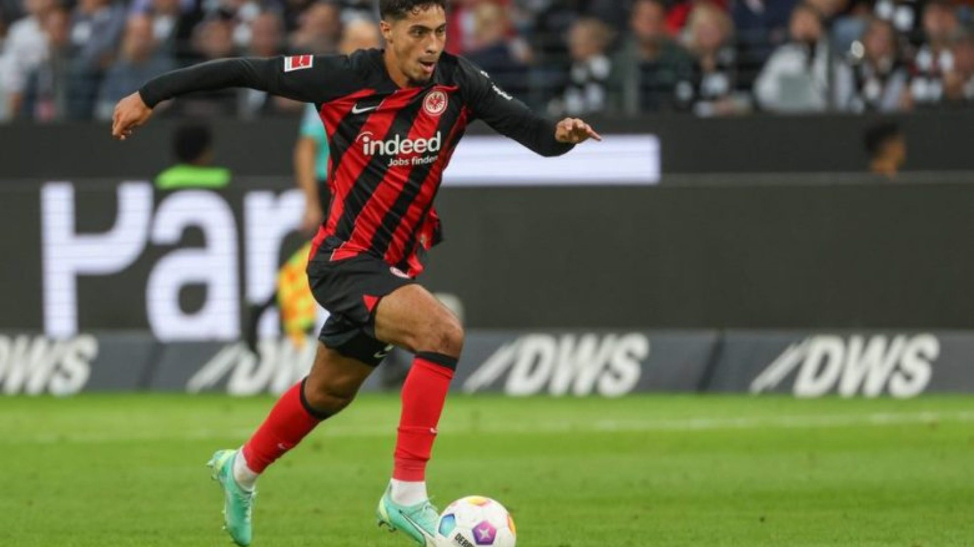 Algerian midfielder Farès Chaïbi breaks his silence with decisive display in Eintracht Frankfurt comeback