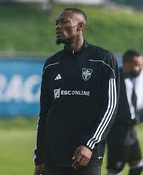 Major Move: Cameroonian defender Duplexe Tchamba close to move to Brazil with Remo Major Move: Cameroonian defender Duplexe Tchamba close to move to Brazil with Remo