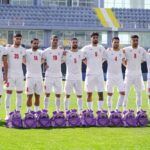 Iranian players pay tribute to school bombing victims