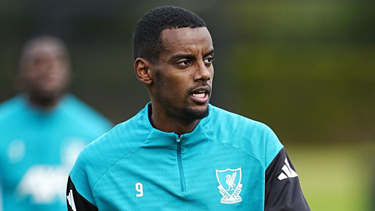 Alexander Isak training with Liverpool squad