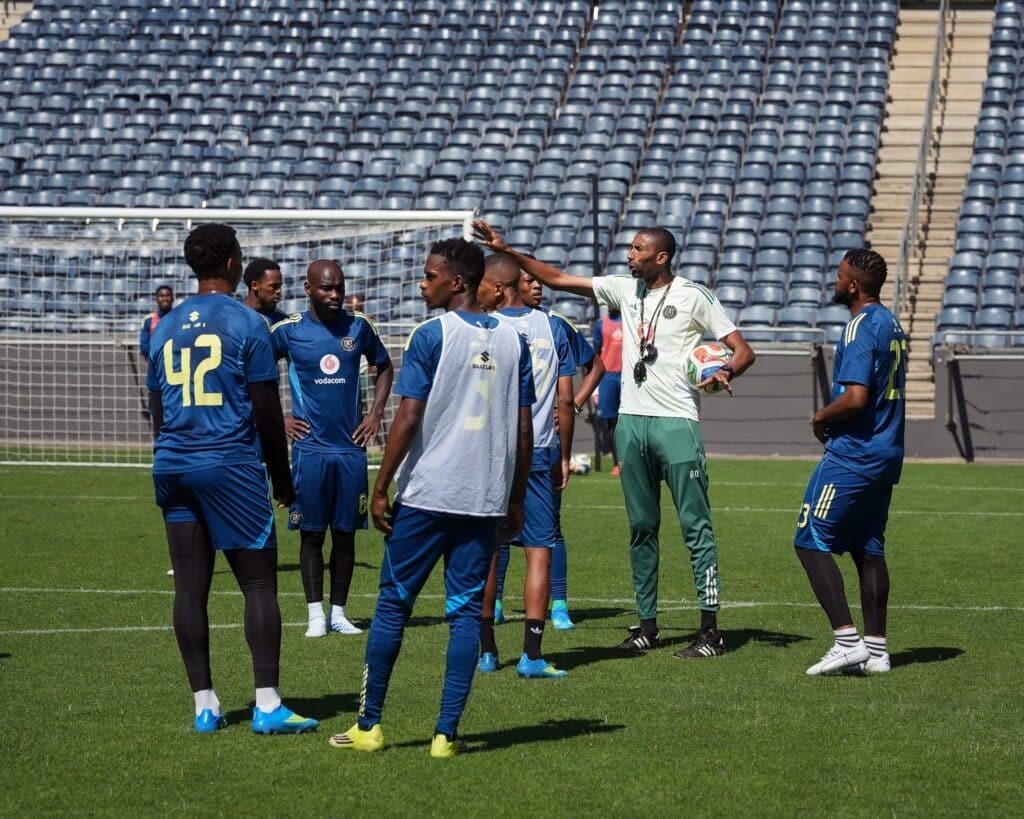 Orlando Pirates, Sihle Nduli, Thapelo Xoki, Abdeslam Ouaddou, PSL