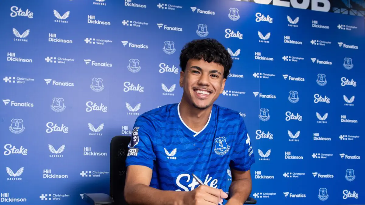 Adam Aznou faces uncertain future at Everton