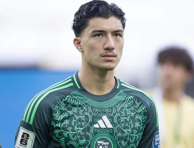 Ibrahim Maza in action