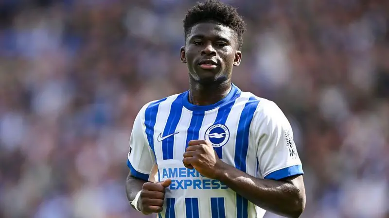 Carlos Baleba still linked with Manchester United move