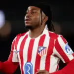 Ademola Lookman leaves pitch injured for Atlético