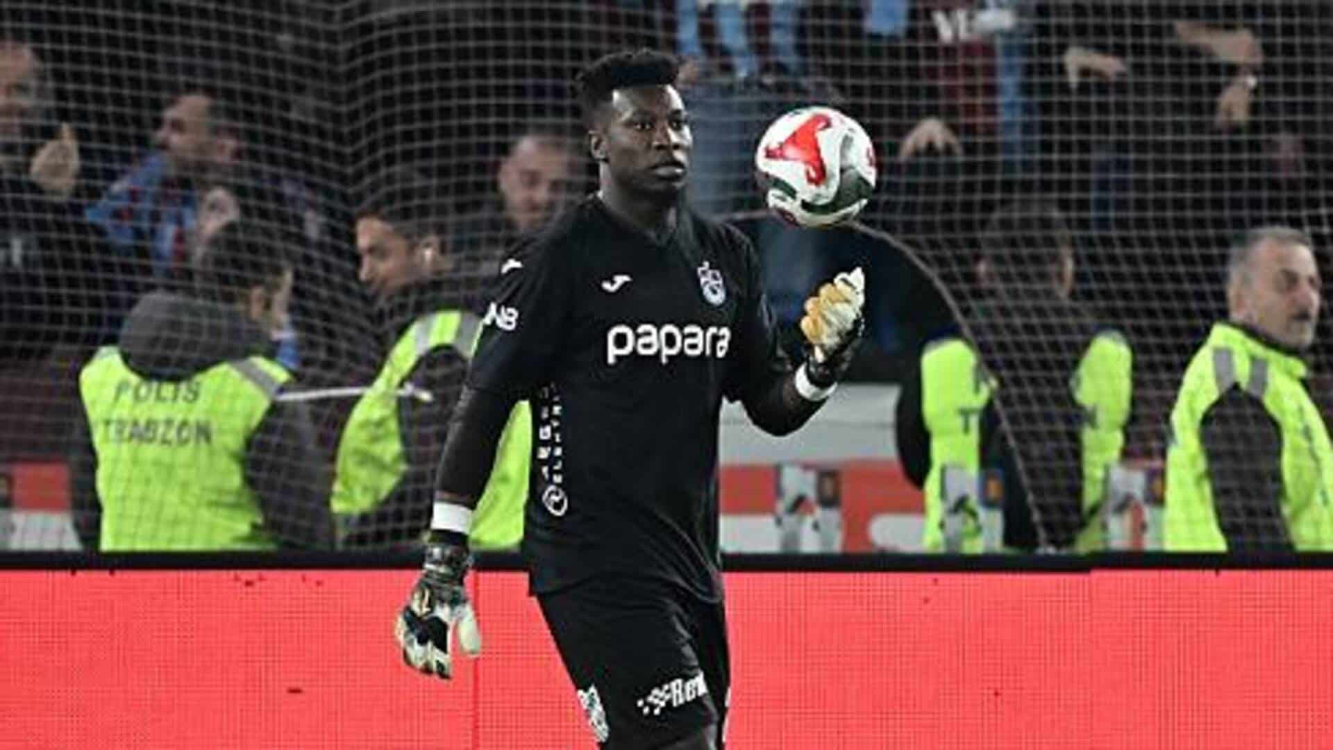Van der Sar surprised by Andre Onana struggles at Man United