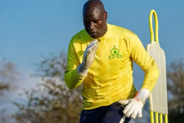 Denis Onyango cautions Sundowns teammates