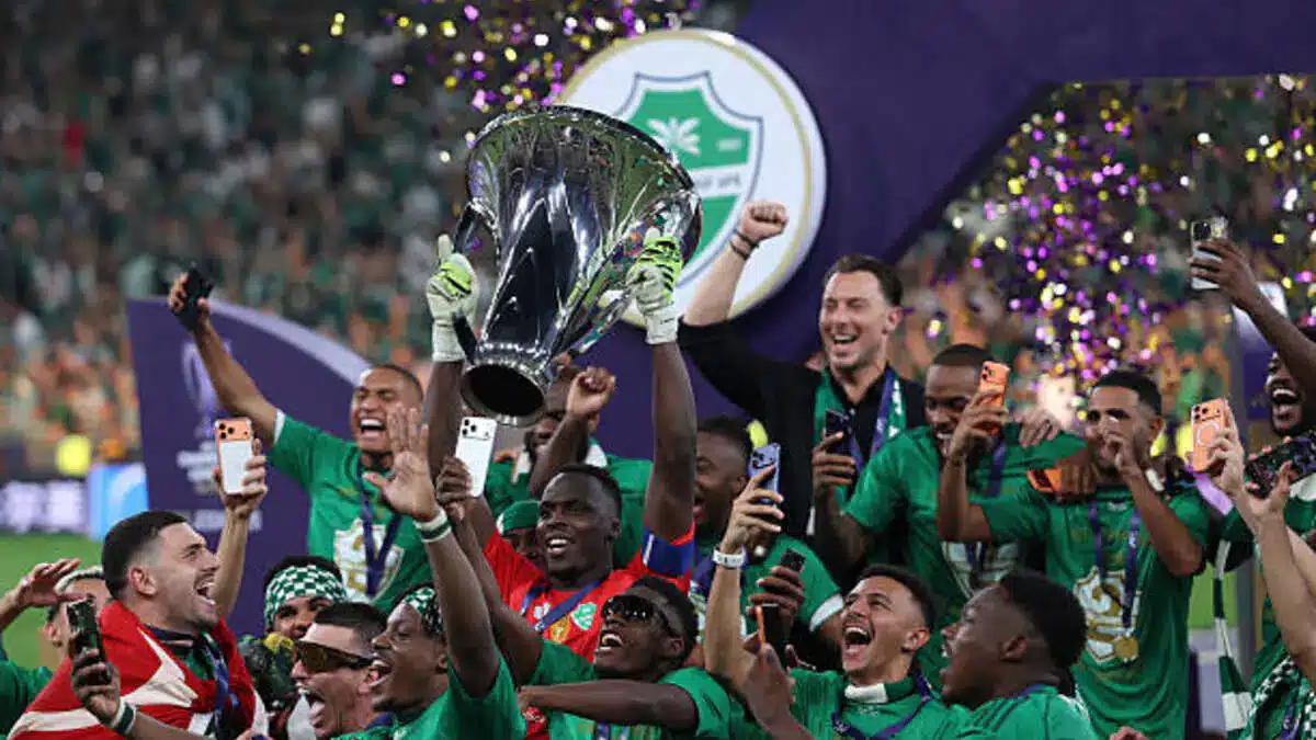 Édouard Mendy celebrates back-to-back AFC Champions League success with Al Ahli