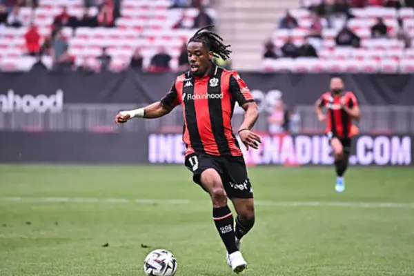 Nice to keep Ivorian striker Elye Wahi